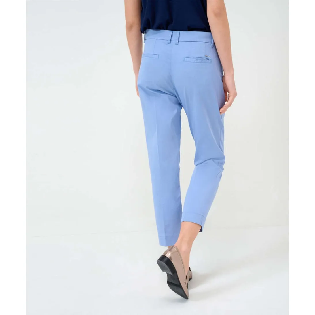 Brax Mara Crop Chino in Santorin 72-1458