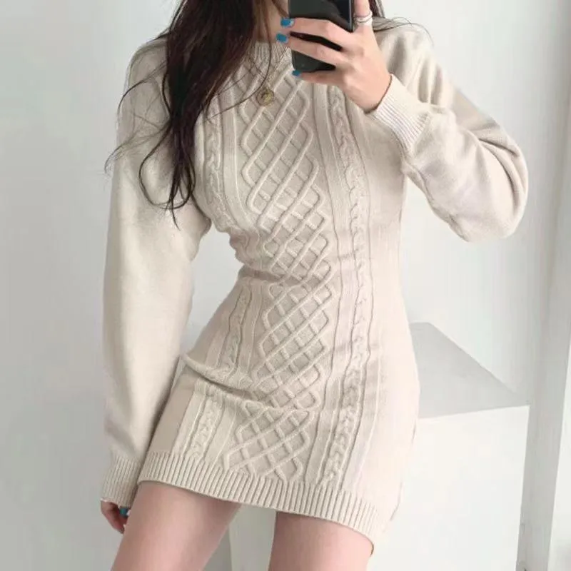 Daisy Statement Winter Dress