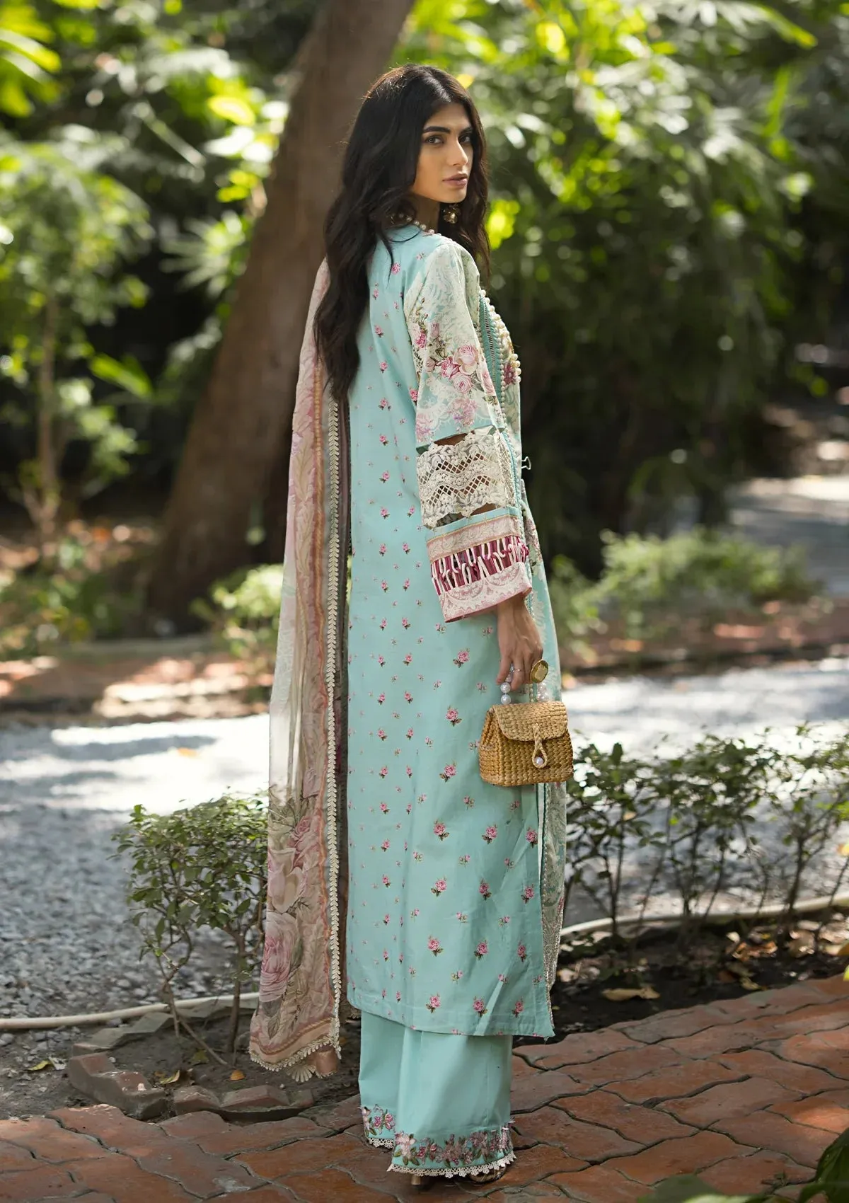 Elaf Embroidered Limited Edition Lawn Collection – ESL-02B PEARLY ESSENCE