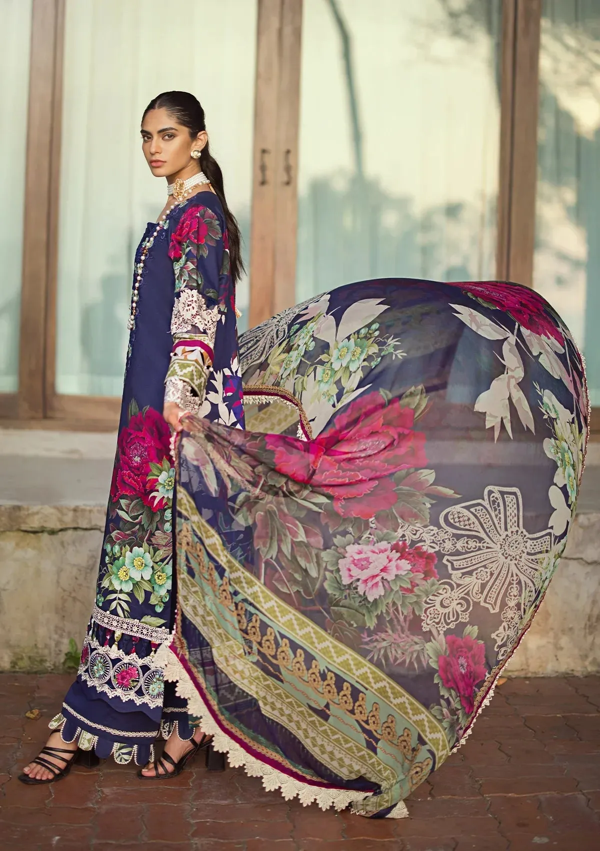 Elaf Embroidered Limited Edition Lawn Collection – ESL-08A SINCLAIR