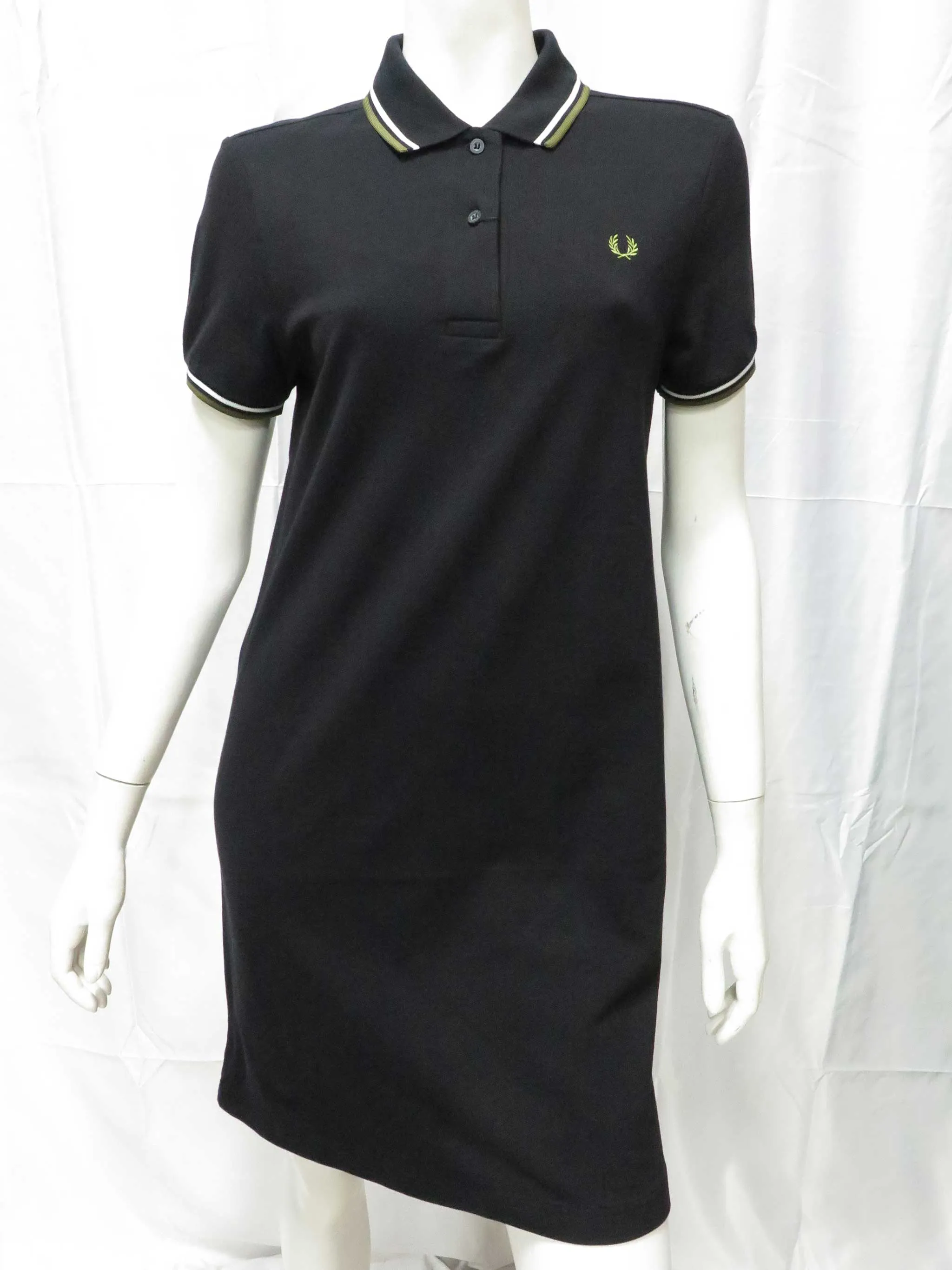 Fred Perry Twin Tipped Dress Military Green/ Ivory White