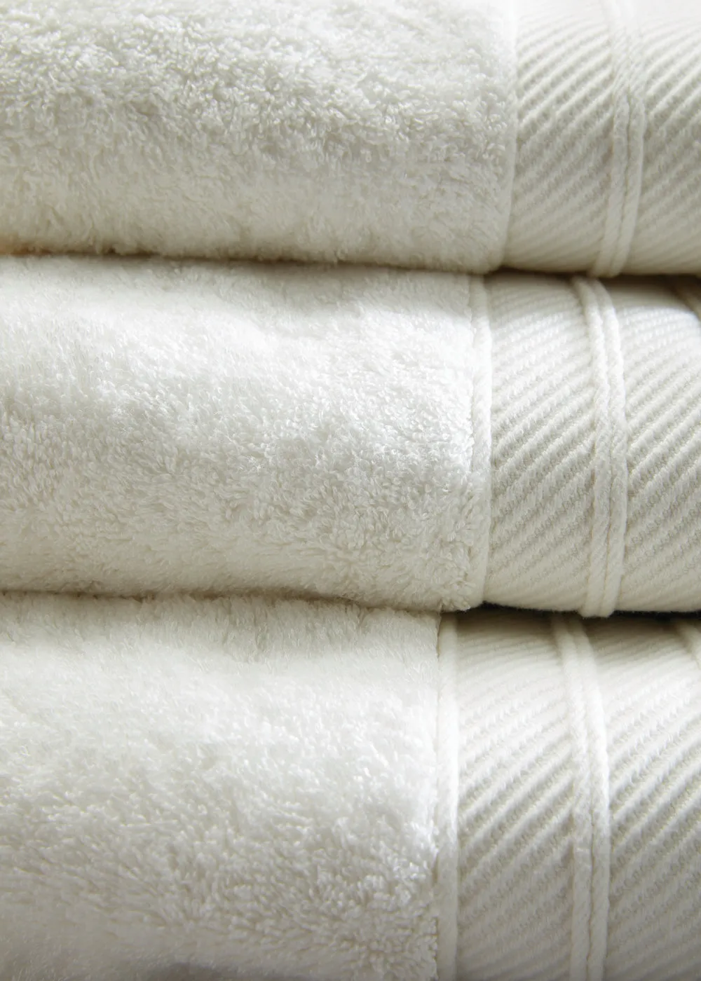 Hug Bamboo Luxury Bath Towels - Cream