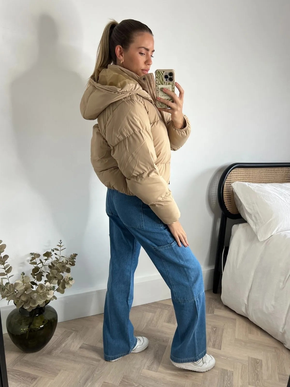 Oversized Cropped Puffer Jacket / Tan