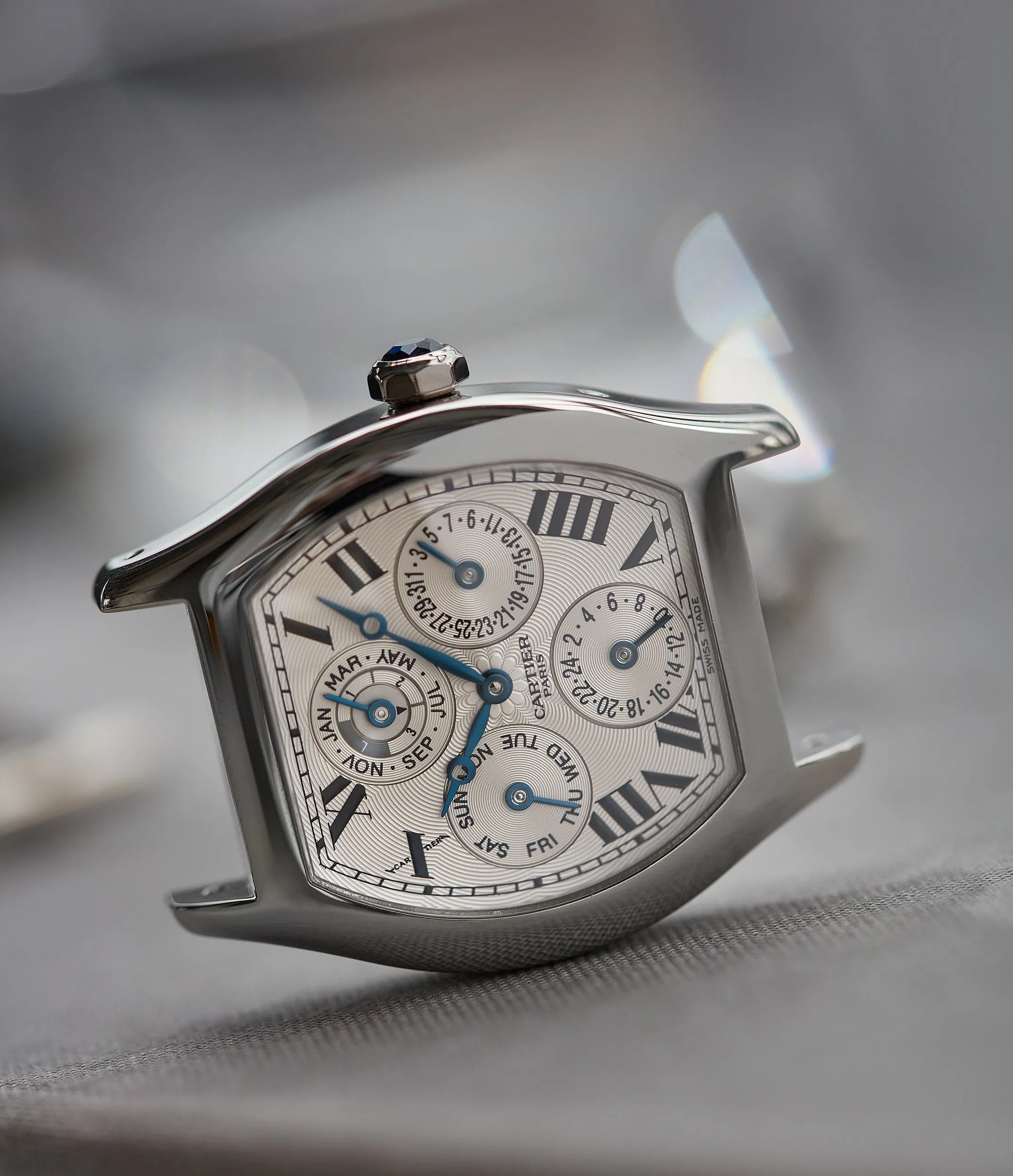 Perpetual Calendar 2646 | Platinum