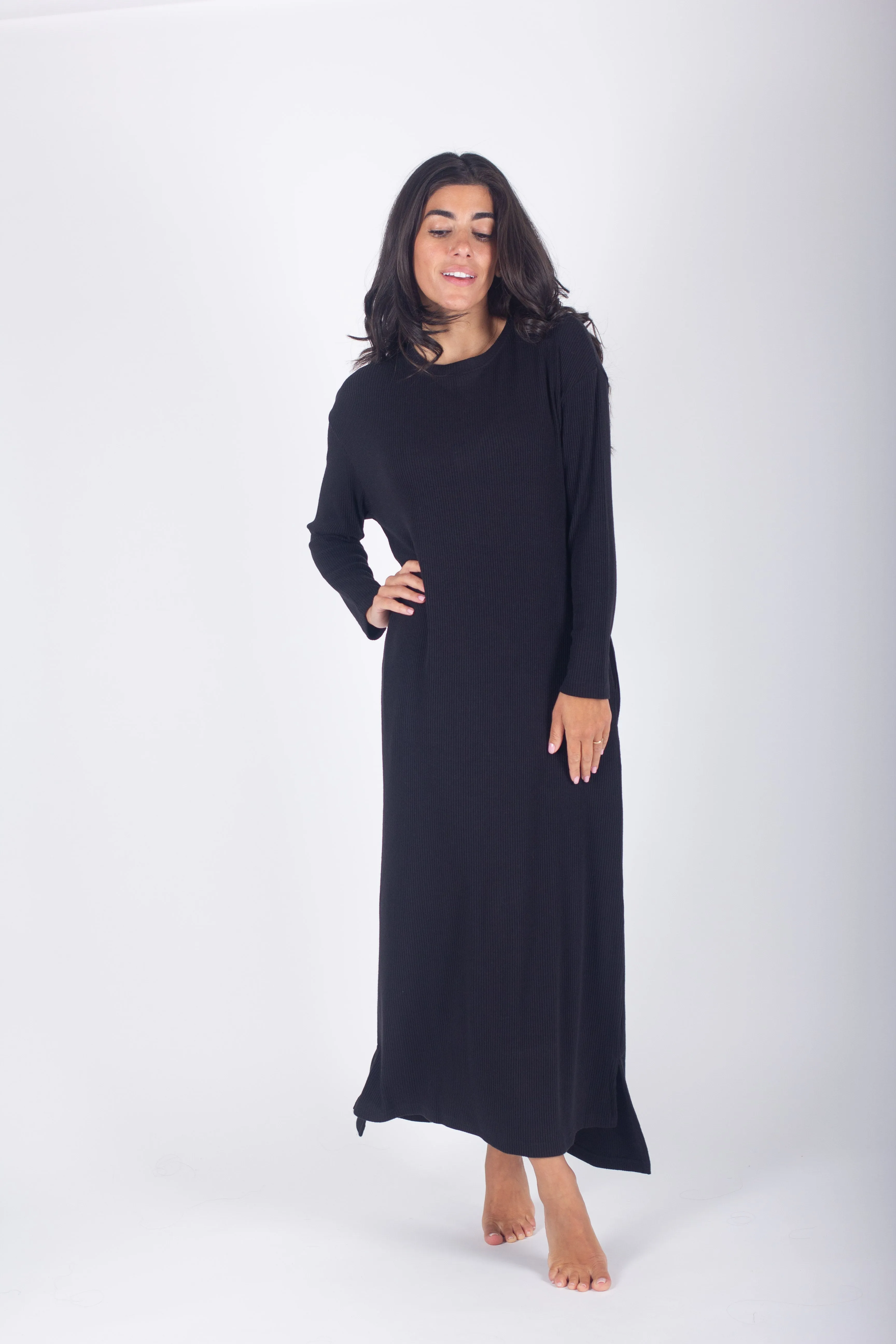 REESE LONG SLEEVE DRESS IN BLACK