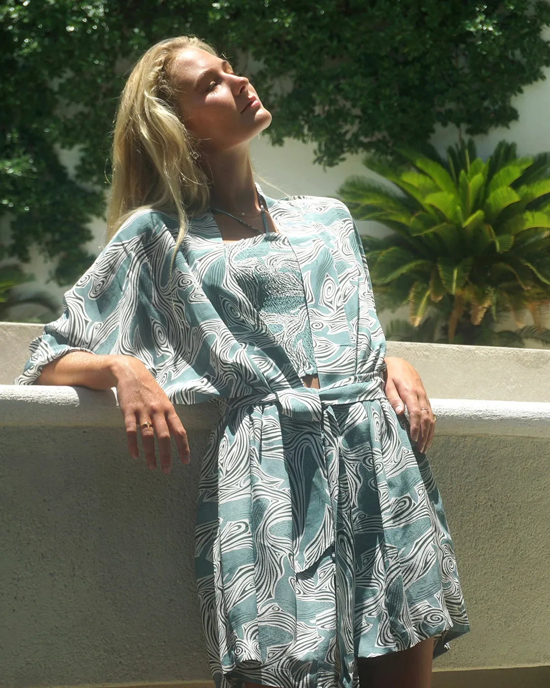 Silk Bed-to-Beach Robe WHALE