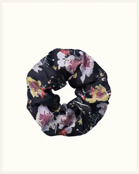 Silk Scrunchie small | Cassiopeia Black