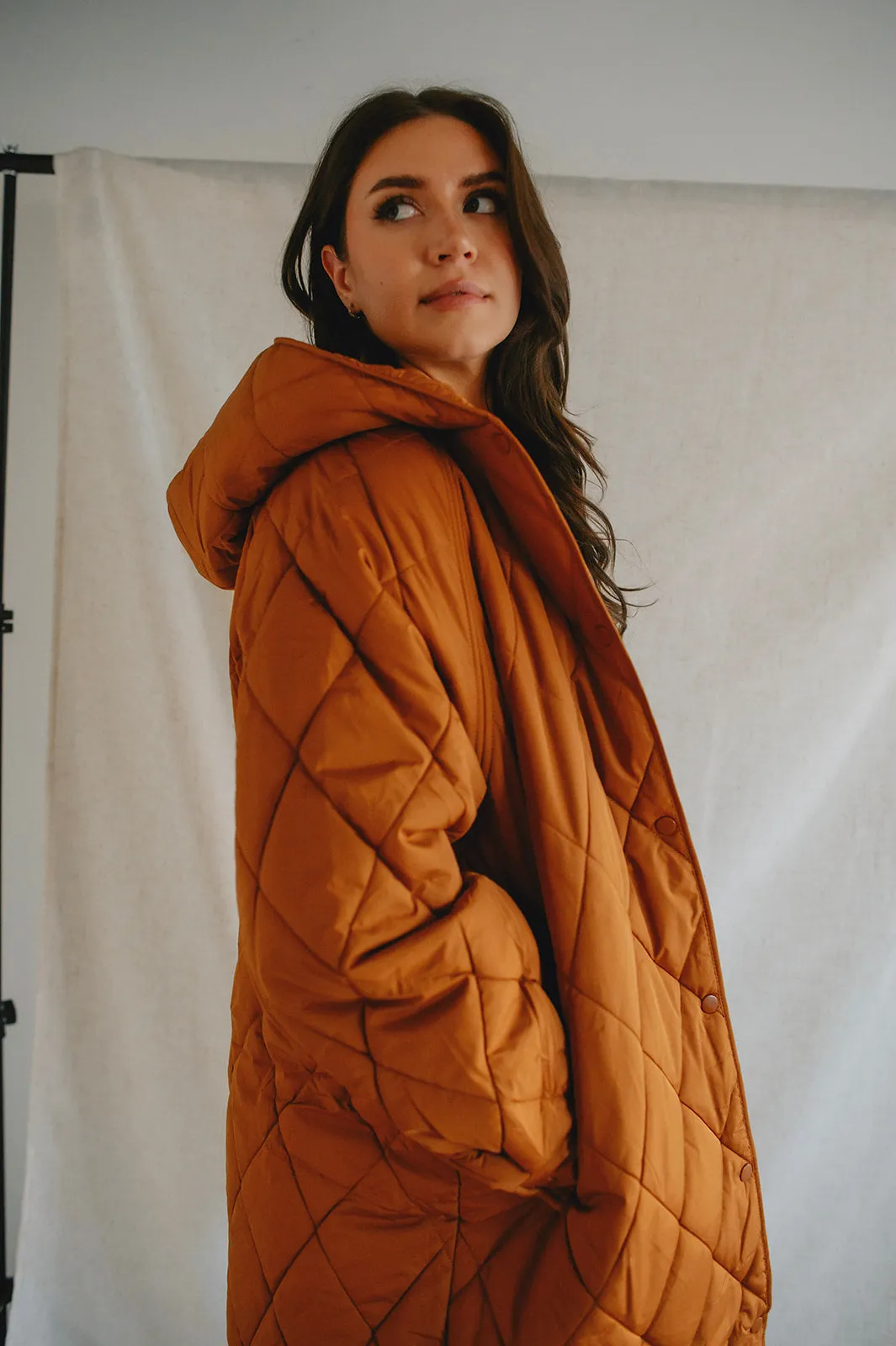 The Hansa Long Quilted Jacket - Argan Oil