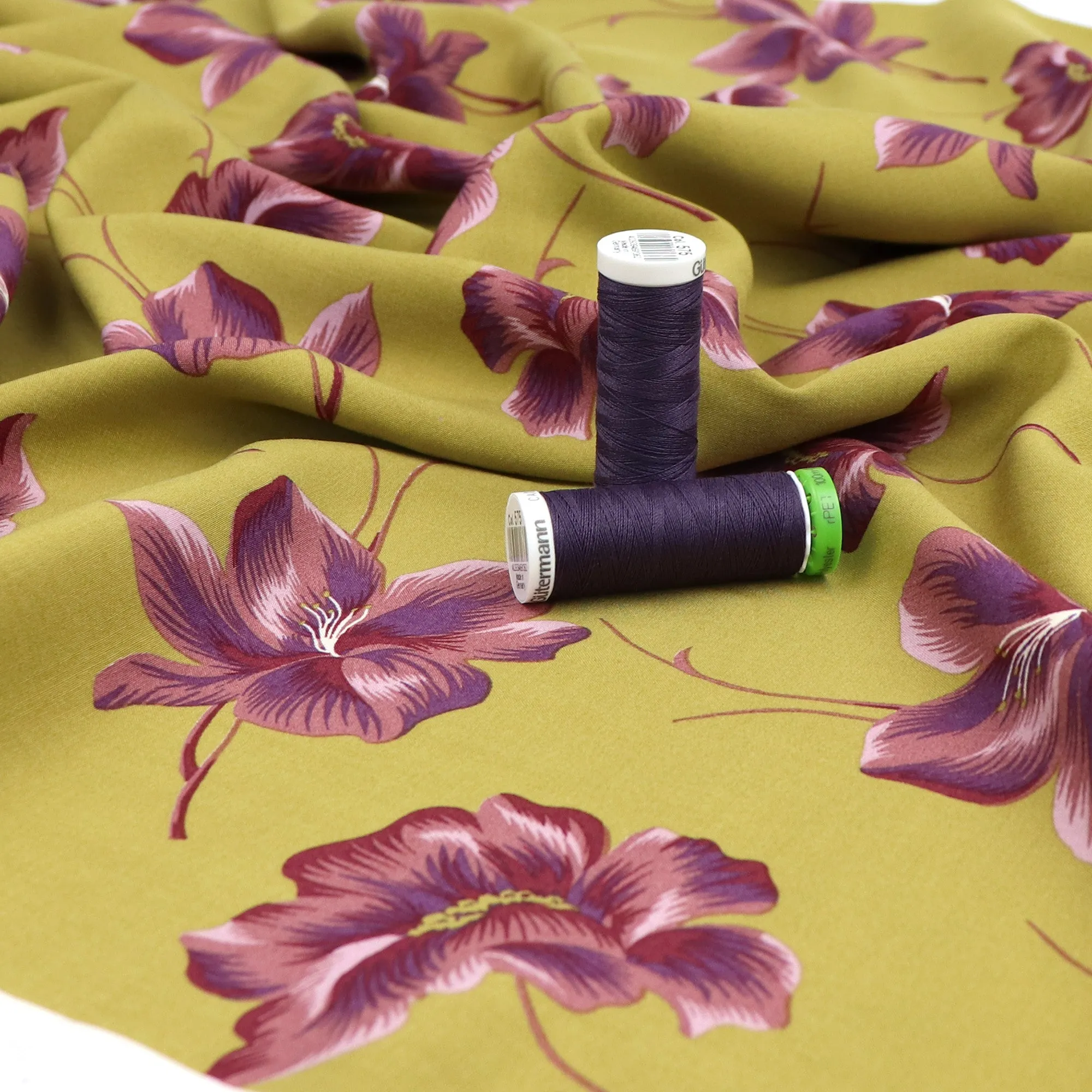 Viscose Lawn - Autumn Flower - END OF BOLT 85cm